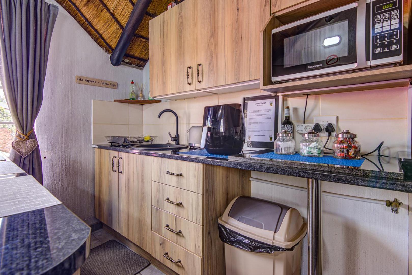 Lavender Villa No Loadshedding Кемптън Парк Екстериор снимка